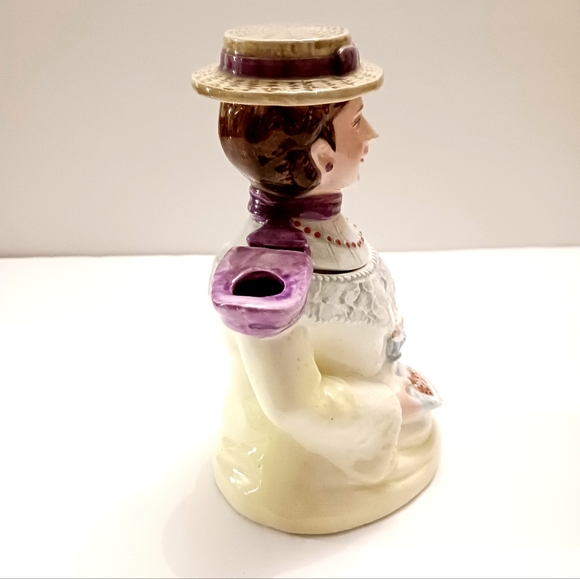 Vintage Edwardian Lady Teapot by Omnibus, A Division of Fitz & Floyd - Picture 2 of 7